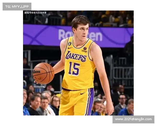 里夫斯展现巨星实力 湖人队续约前景备受关注